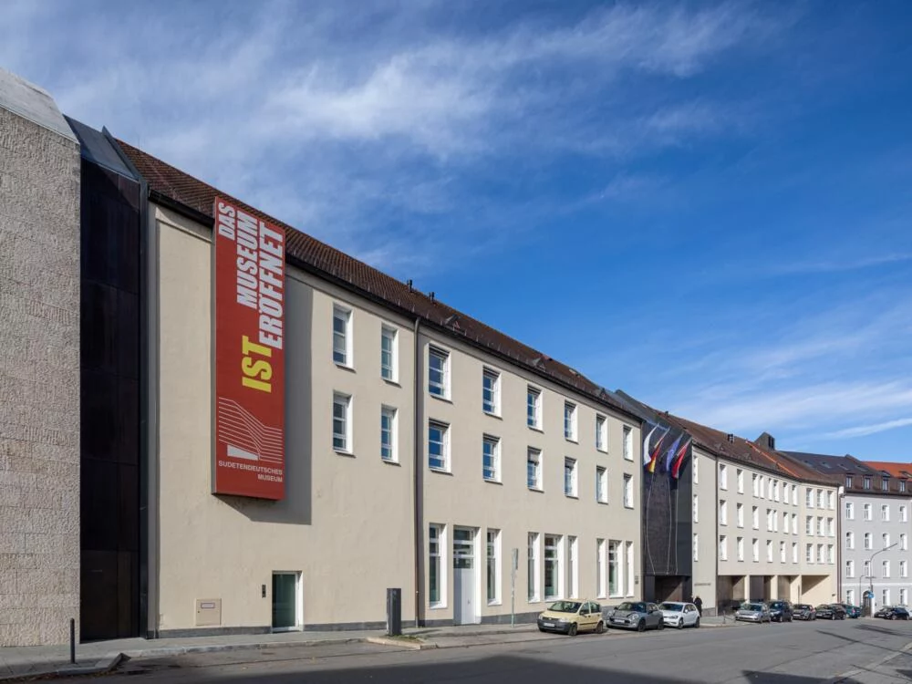 Sudentendeutsches Haus Vorderansicht